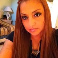 Sandra Teneyuque's Instagram, Twitter & Facebook