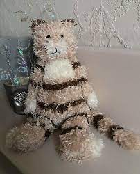 Bungie.net is the internet home for bungie, the developer of destiny, halo, myth, oni, and marathon, and the only place with official bungie info straight from the developers. Jellycat Bunglie Kitten Cream Beige Brown Soft Floppy Scruffy Cat Toy 30cm 17 00 Picclick Uk