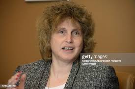 375 Stephanie Arthur Photos & High Res Pictures