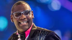 Jetzt warten auf den oberhausener jede menge pflichte… Dsds Gewinner Alphonso Williams Ist Deutschlands Neuer Superstar