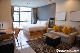 Anda bisa menciptakannya secara sederhana, salah satunya dengan membuat desain ruang keluarga minimalis. 10 Contoh Desain Ruang Tamu Minimalis Terhits Untuk Apartemen Studio Rumah123 Com