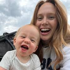 Heather Hackbarth's Instagram, Twitter & Facebook