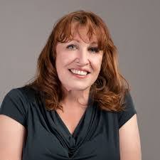 Dana Dillard's Instagram, Twitter & Facebook