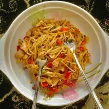So grab some garlic and olive oil, and let's. Resepi Spaghetti Aglio E Olio Simple Dan Sedap Amar Razali