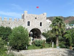 Cybertrueinsider@gmail.com (писать с пометкой marmaries) самый лучший трек: Marmaris Castle Wikipedia