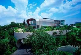 Children and friends of the late tan sri yeoh tiong lay remember him fondly as a man who cared deeply about others and had a great sense of public duty. It S A Huge House Ytl Residence Vincent Loy S Online Journal