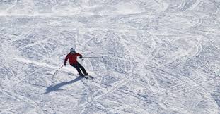 Wer kennt ein skigebiet für anfänger das für uns zum üben geeignet wäre und die abfahrten sehr flach sind? 5 X Gunstiger Skispass In Bayern Bergwelten