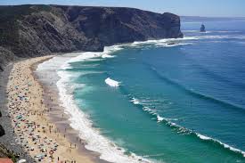 Markt mithilfe der hier vorgestellten methoden finden sie ihre hotels in portugal im handumdrehen Die 14 Schonsten Strande In Portugal Von Porto Bis Algarve