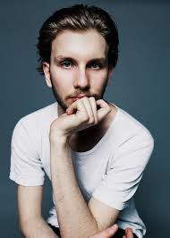 Check spelling or type a new query. 21 Poses To Try When Photographing Men 500px