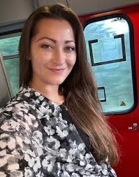 👋 Hello I'm 40 years old, I'm really need a man in my life, I have been a  single mother for so long and I miss love all day long, I need