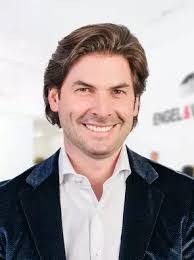 Michael Devonish's Instagram, Twitter & Facebook