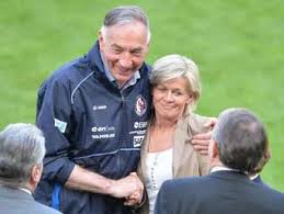 Born 17 april 1951) is a german professional football manager and former player who last managed the german women's national team. Rainer Adrion Themenseite