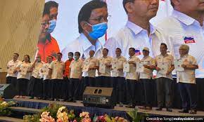 Tiga pemimpin utama pakatan harapan perak tiba di istana kinta, ipoh perak, sekitar jam 10.40 pagi untuk menghadap sultan. Malaysiakini Pkr Gelisah Selepas Warisan Umum Senarai Calon Prn Sabah