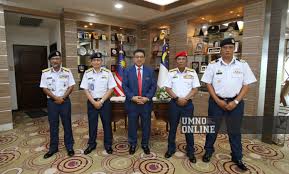 Malaysian maritime enforcement agency also known as malaysian coast guard the malaysian maritime enforcement agency, abbreviated apmm, mmea or recently rebranded as the malaysian coast guard, is the principal government agency tasked with maintaining law and order. Kunjungan Pengarah Agensi Penguatkuasaan Maritim Malaysia