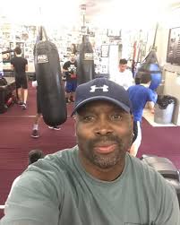 Frankie Liles's Instagram, Twitter & Facebook