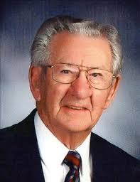 Mike Dement's Instagram, Twitter & Facebook