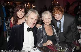 Finty williams was born on september 24, 1972 in england as tara cressida frances williams. Dame Judi Dench Showcases Her Moves As She Dances In Tiktok Video With Grandson Sam Williams Daily Mail Online