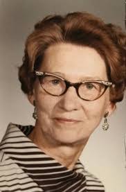 Carrie Shoemaker's Instagram, Twitter & Facebook