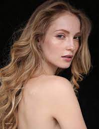 Hannah Dodd Nude and Sexy Photo Collection - Fappenist