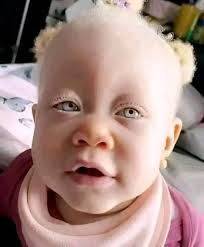 My name is VIOLET 😍 Today I am 80 years old, I would be happy to pass by  and I would be happy to serve you pies, because loneliness is hard and