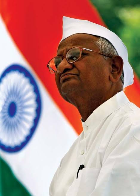 अण्णा हजारेंचे ५ जुलै पासून उपोषणास्त्र?  माहिती अधिकाराबाबत लागू केलेल्या नव्या नियमांविरोधात आक्रमक भूमिका  