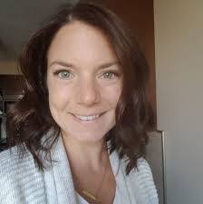 Sarah Jobe's Instagram, Twitter & Facebook