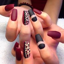 Las uñas decoradas con flores son una de las tendencias en decoración de uñas que no pasa de moda y es que combina muy bien con varios tipos de ropa y en general son diseños que sirven para. Https Xn Uasdecoradas 9gb Co Largas
