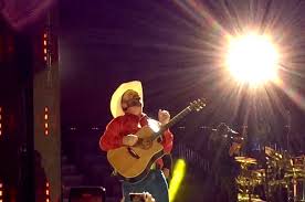 Catch garth brooks, live in 2021. Garth Brooks May End Tour Due To Covid 19 Spike Epic Salt Lake City Stadium Concert Could Be Among His Last Gephardt Daily