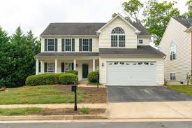 Beautiful Home For Sale In Lake Ridge Beautiful Homes House Styles Wood Bridge