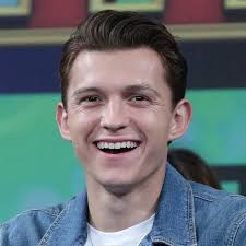 Thomas stanley holland (born 1 june 1996) is an english actor. Spider Man S Tom Holland Shares Intense First Look At New Movie