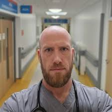 Anthony Nicholls (@madprofonabike)