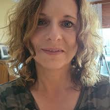 Looking for Canadian made Hair Mousse products. Anyone know of any?