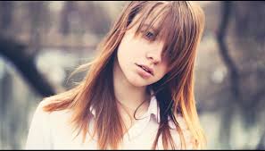 Frangia a tendina: a chi sta bene e come tagliarla a casa