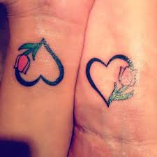 Mother Daughter Matching Heart Tattoos Heart Mother Daughter Wrist Tattoos For Daughters Tulip Tattoo Mom Daughter Tattoos