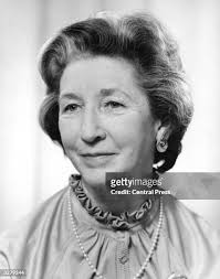 35 Jane Finlay Photos & High Res Pictures