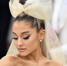 Ariana grande new 2016 dark blonde hair color formula. Ariana Grande Hair Every Next Level Hairstyle By Ariana Grande