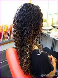 It looks full of volume. Pin On Peinados