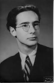 Petrőczi Éva blogja: Egyidős Miki egérrel