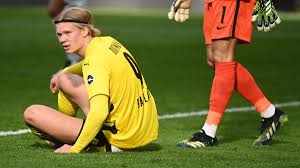 Eintracht frankfurt (47 punkte) gastiert bei verfolger borussia dortmund (43). Dz25kz4fofmjsm