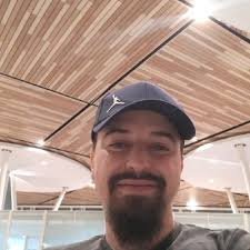 Don't hire React Developers! Hire problem-solvers. You wouldn't hire a  hammer specialist to build a house. Or a chef-knives specialist to run a  restaurant. Tools are just tools. The real skill is… |