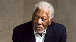 Morgan Freeman admite que aceita filmes com roteiros ruins se o pagamento valer a pena