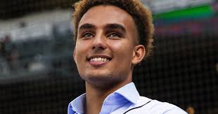 Mariners announce non-roster invites to spring training, including No. 1  prospect