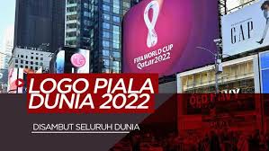 Ribuan penonton menyaksikan peluncuran logo yang diproyeksikan ke sejumlah bangunan ikonik di qatar seperti burj doha dan katara cultural village amphitheatre. Video Melihat Launching Logo Resmi Piala Dunia 2022 Di Berbagai Belahan Dunia Dunia Bola Com
