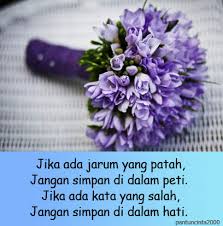 Melati kuntum tumbuh melata, sayang merbah di pohon cemara pemanis kalam selamat malam, awal bismillah pembuka bicara. 27 Pantun Assalamu Alaikum Untuk Berbagai Keperluan Klak Klik Bermutu