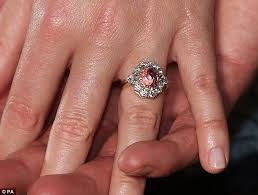 Eugenie S Sapphire Bears Resemblance To Fergie S Ruby Ring Royal Engagement Rings Pink Sapphire Ring Engagement Celebrity Engagement Rings