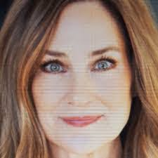 Veronica Thrower's Instagram, Twitter & Facebook