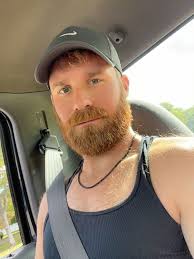 Short beard just works better