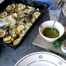 Freitag Fischtag Hecht Im Gemusebett Mit Zitronenscheiben Rezept Gesunde Lebensmittel Leckere Gerichte Rezepte Mit Blumenkohl