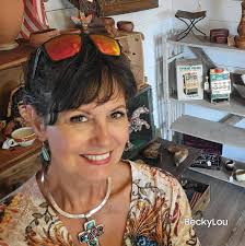 When Travis Tritt sang “Why Me, Lord?” to honor the late, great George  Jones at his memorial, the song quickly generated a buzz