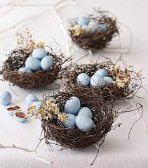 It's helping clients figure out the best way to live now. 15 Easter Ideas For Simple Table Centerpieces And Gifts Handmade Nests With Easter Eggs